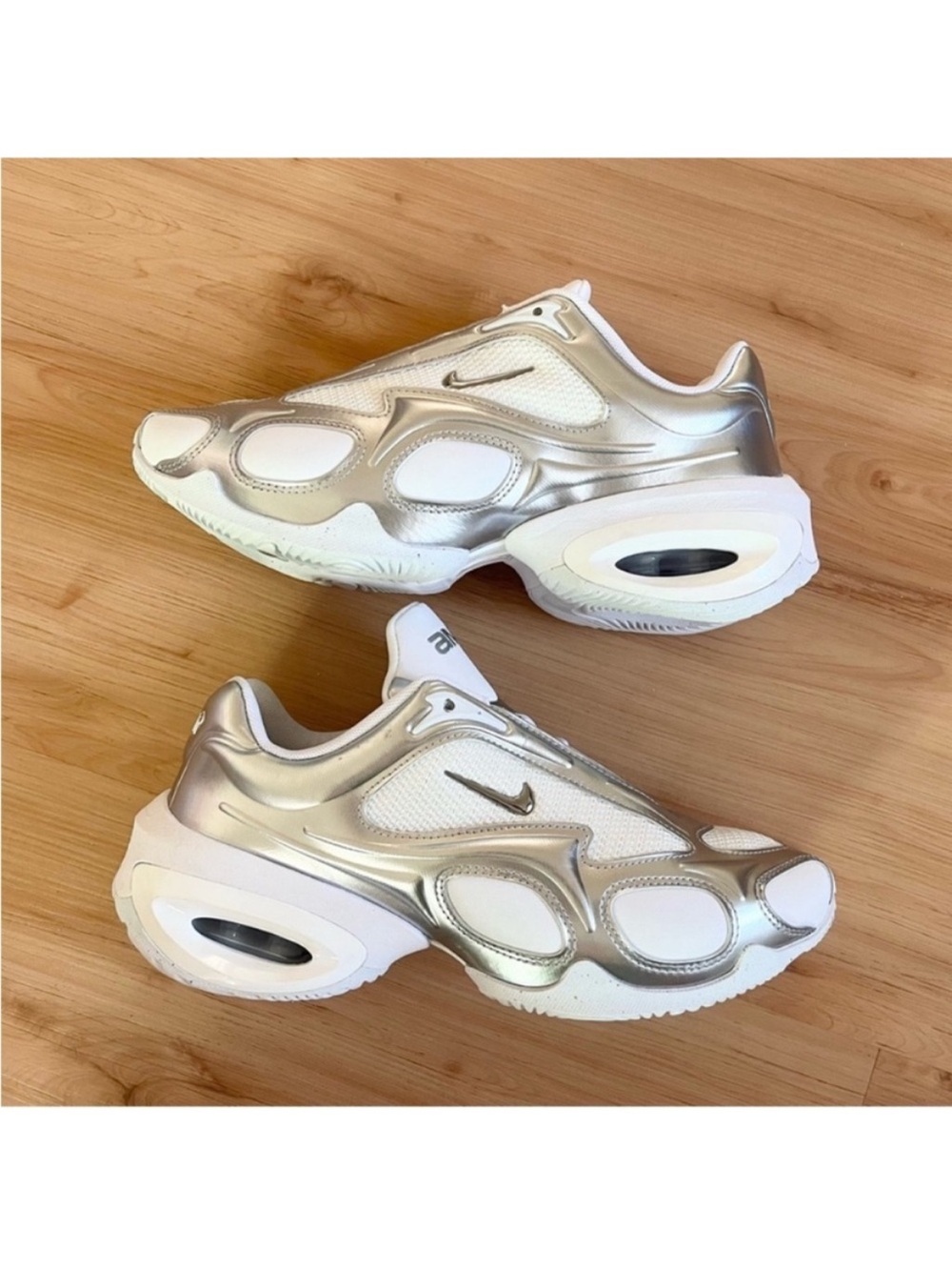 Nike Air Max Muse Y2K
Runner White Metallic Silver
Limited F V1920-100 DJ
10.0US